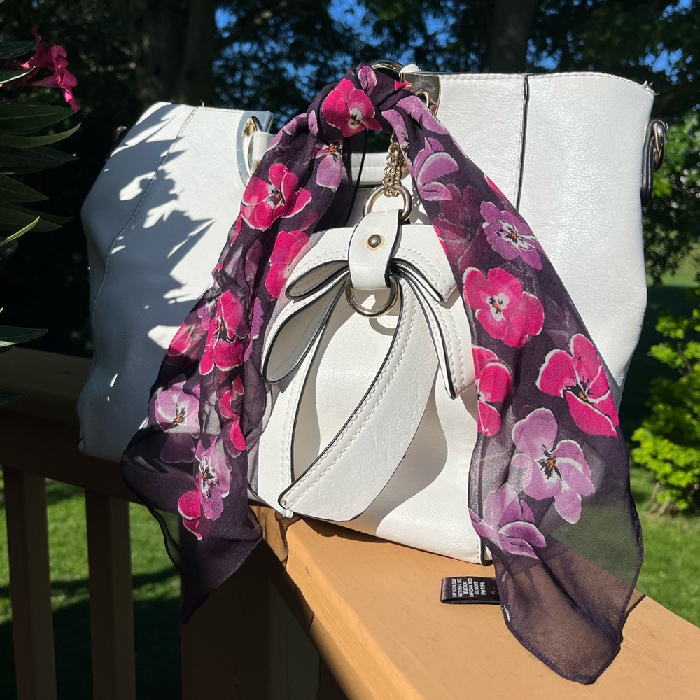 Beautiful Silk Black Neck Scarf With Pink & Purple Flowers 20” x 20” Square
